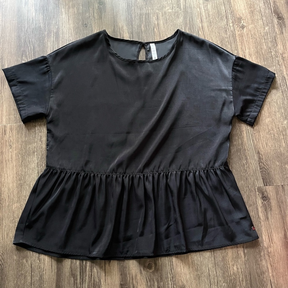 Ripzone Satin Peplum Style Blouse L